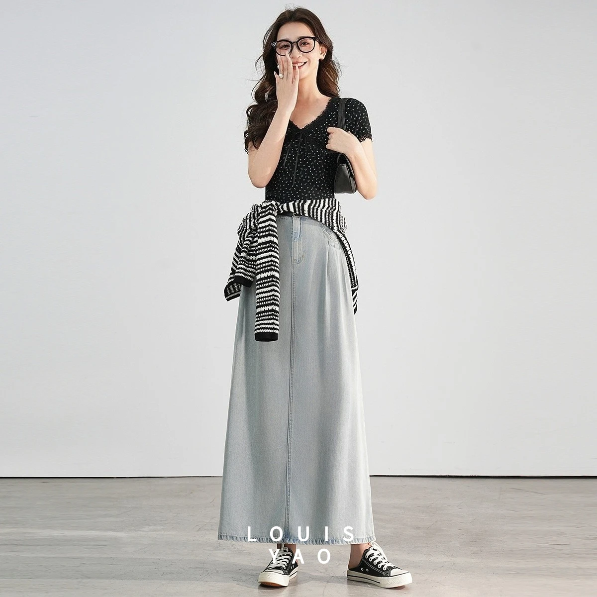 

LOUISYAO Lyocell Pleated Denim Skirt Women 2025 Spring High Waisted Washed Midi Skirt Casual Streetwear Bottoms