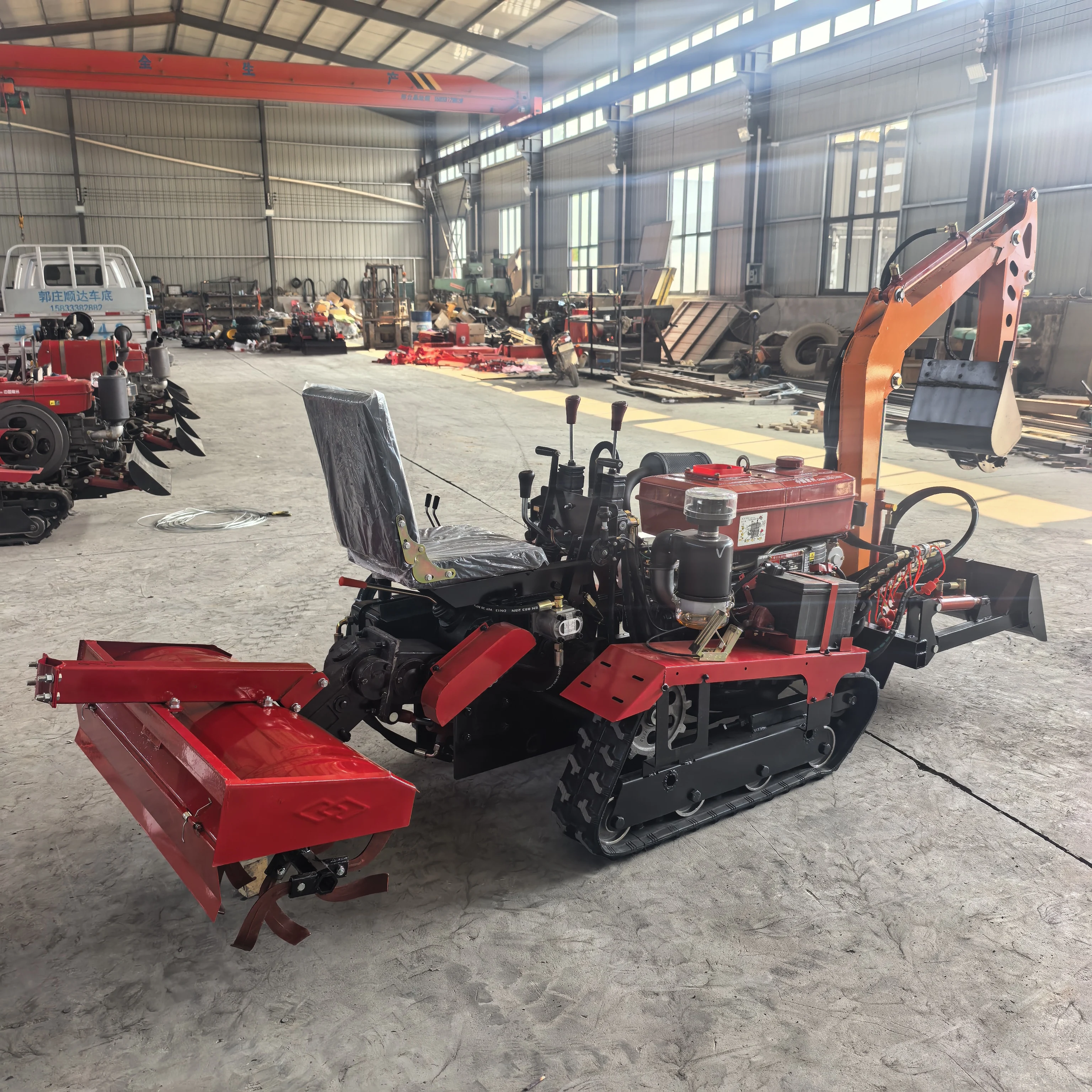 

Сельскохозяйственное оборудование Трактор Мощность Роторная культиватор Культиватор Садовая ферма Мини-гусеничный трактор