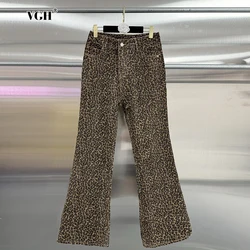 VGH Colorblack Leopard Casual luźne spodnie dżinsowe dla kobiet wysokiej talii patchworkowe kieszenie Streetwear spodnie Flare styl damski