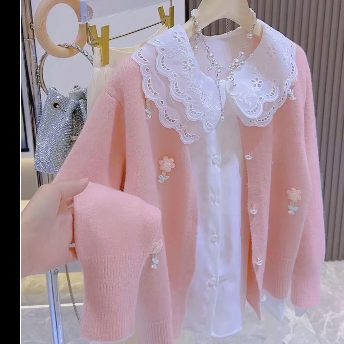 

Soft Cozy Knitted Cardigan Women's Autumn Winter Faion Agel 3D Flower Design Gentle Sle Long Sve irt Sweater