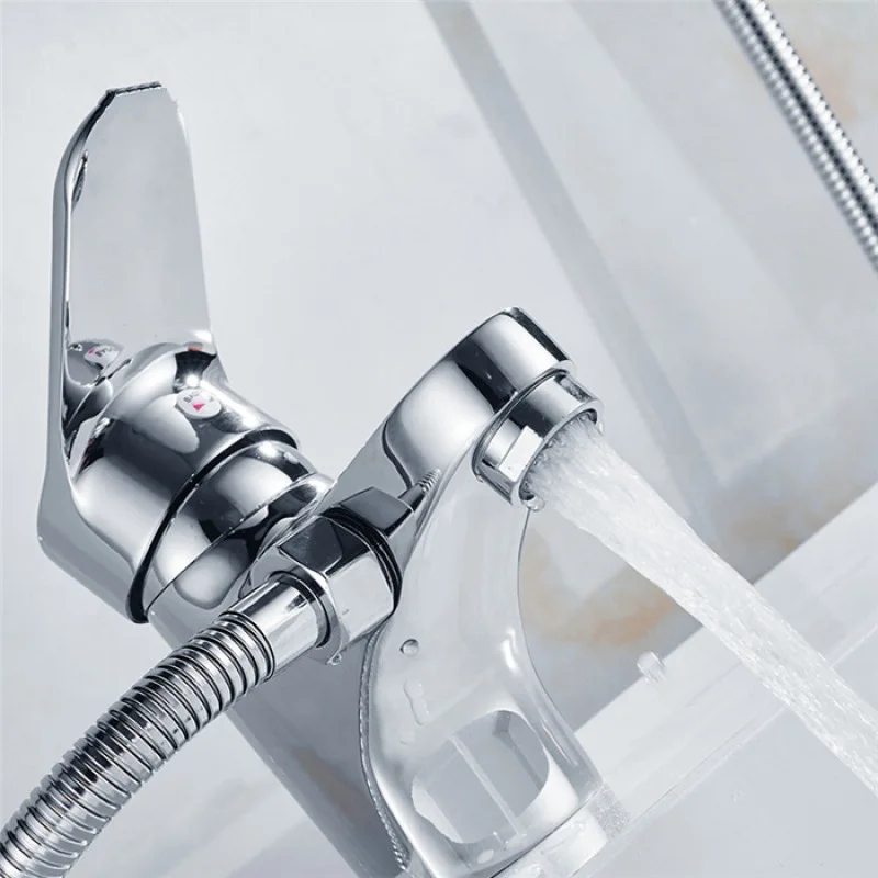 صنابير الحمام متعددة الوظائف جميع النحاس ثقب واحد WashBasin خلاط صنبور سطح الخيالة ثنائي الغرض صنبور الماء البارد والساخن