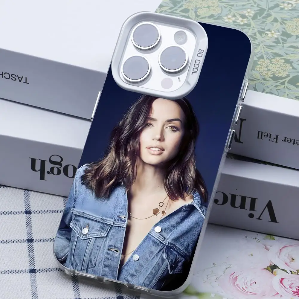 Funda para Teléfono Ana de Armas para iPhone 17 16 15 14 13 12 11 X XR XS Air Pro Max Plus, Blanca, Colorida, Plateada