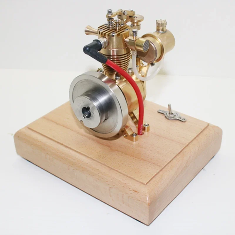 Modello di motore monocilindrico raffreddato ad aria verticale M19 Mini motore in ottone a quattro tempi con base in legno Regalo creativo