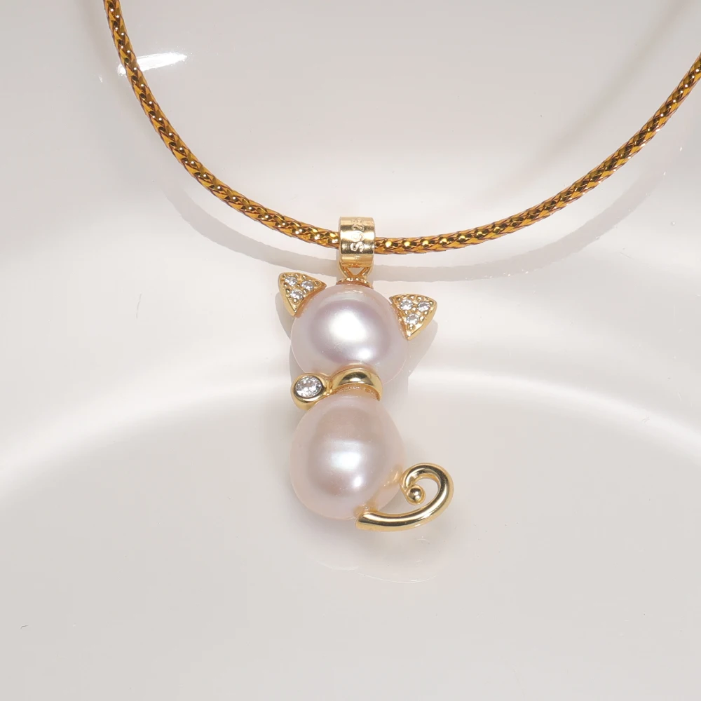 

S925 Sterling Silver Kitten Pendant with Baroque Pearl Sparkling Fragments Handmade Fine Jewelry Dainty Necklace for Women Gift