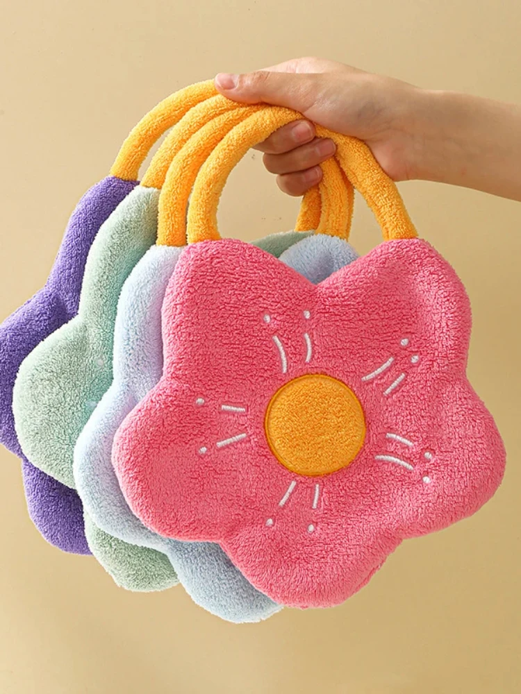 

Quick Dry Hand Towels Coral Fleece Wipe Handkerchief Kitchen Bathroom Absorbent Dishcloth Cleaning Cloth Creative Flower Shape