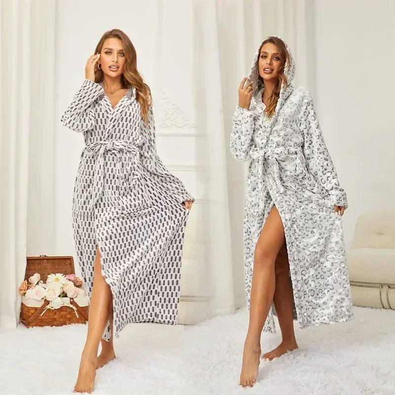 Fashionable Flannel Warm Plus Size Hooded Nightgown, Comfortable Autumn and Winter Extended Sleepwear, Flannel Couple Bathrobe