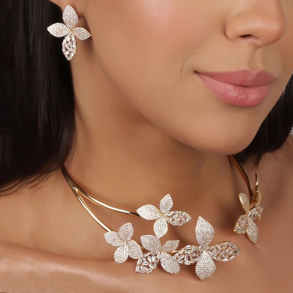 Exquisite Zircon Flower Necklace Earrings Set Wedding for Women Fashion Torques Multiple Bridal Jewelry Sets Collar Accessories