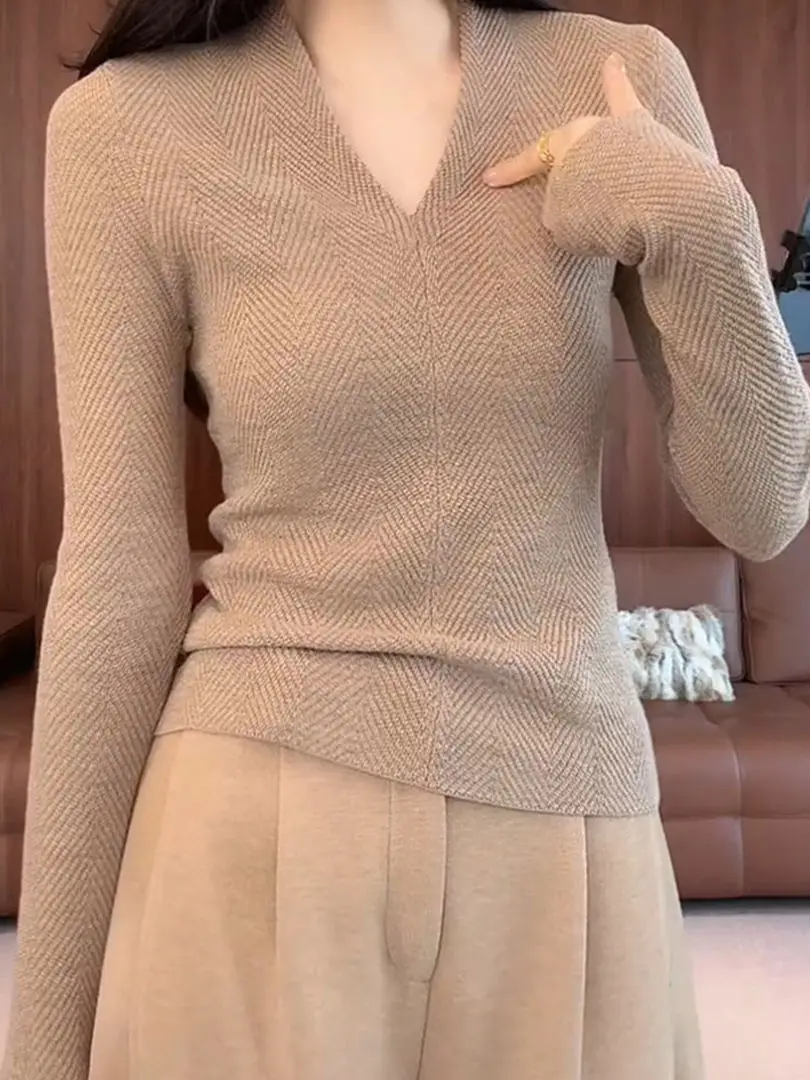 

Casual V-Ne Knitwear Women's plus Size Faionable Slimming Inner Wear Base irt Trendy Long Sve Breathable Skin-Friendly