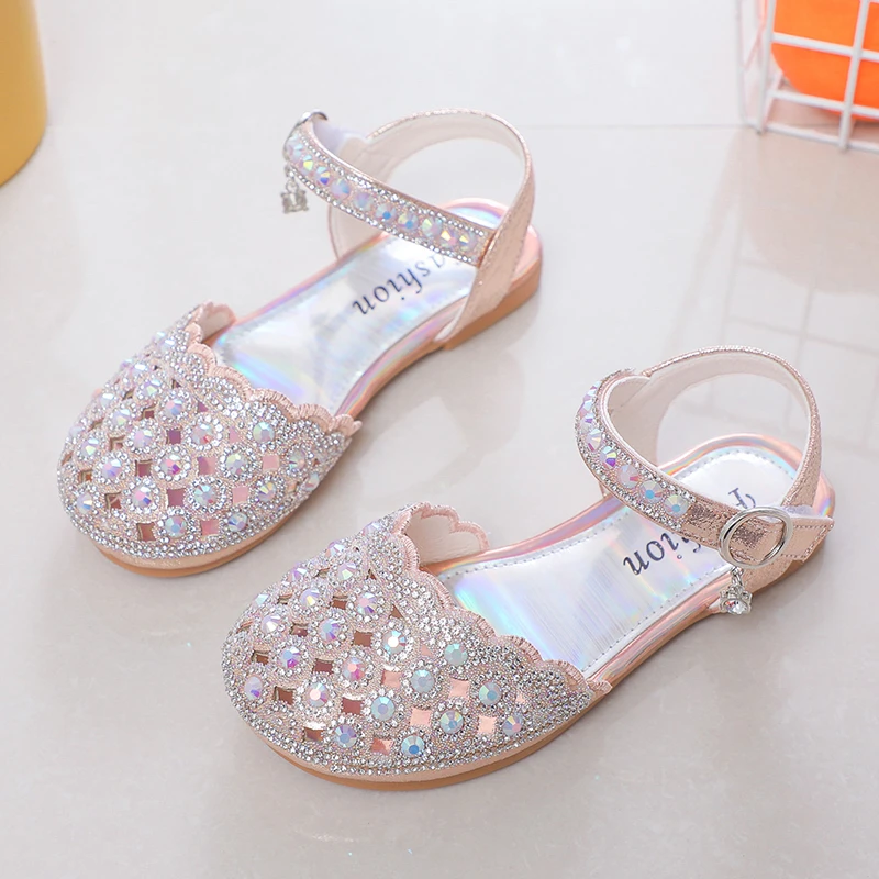 New Children Princess Shoes Baby Girls Flat Hollow Crystal Leather Sandals Fashion Sequin Soft Kids Dance Party Sparkly Shoes