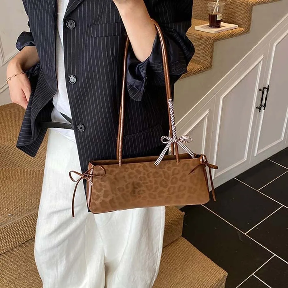 

Sweet French Stick Handbag Large Capacity Korean Style Leopard Print Underarm Bags Bow Ribbon Waterproof PU Shoulder Bag School
