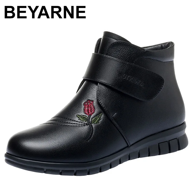

Elderly Mother Winter Cotton Shoes Floral Sewing Women Wool Ankle Boots Large Size 41 Soft Soled Grandma Leather Warm Short Boot