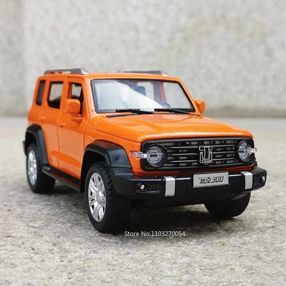 1/32 Tank 300 Cars Model Toys Diecast Alloy SUV 6 Doors Opened Metal Body Rubber Tires Sound Light Pull Back Toy Gifts for Kids