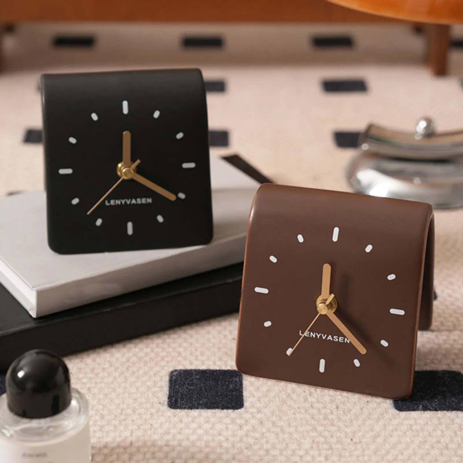 Mini Ceramic Mutes Desk Clock Analog Modern Shelf Clear Precise Desk Mantel Clock Minimalist Living Room Bedside Home Decor