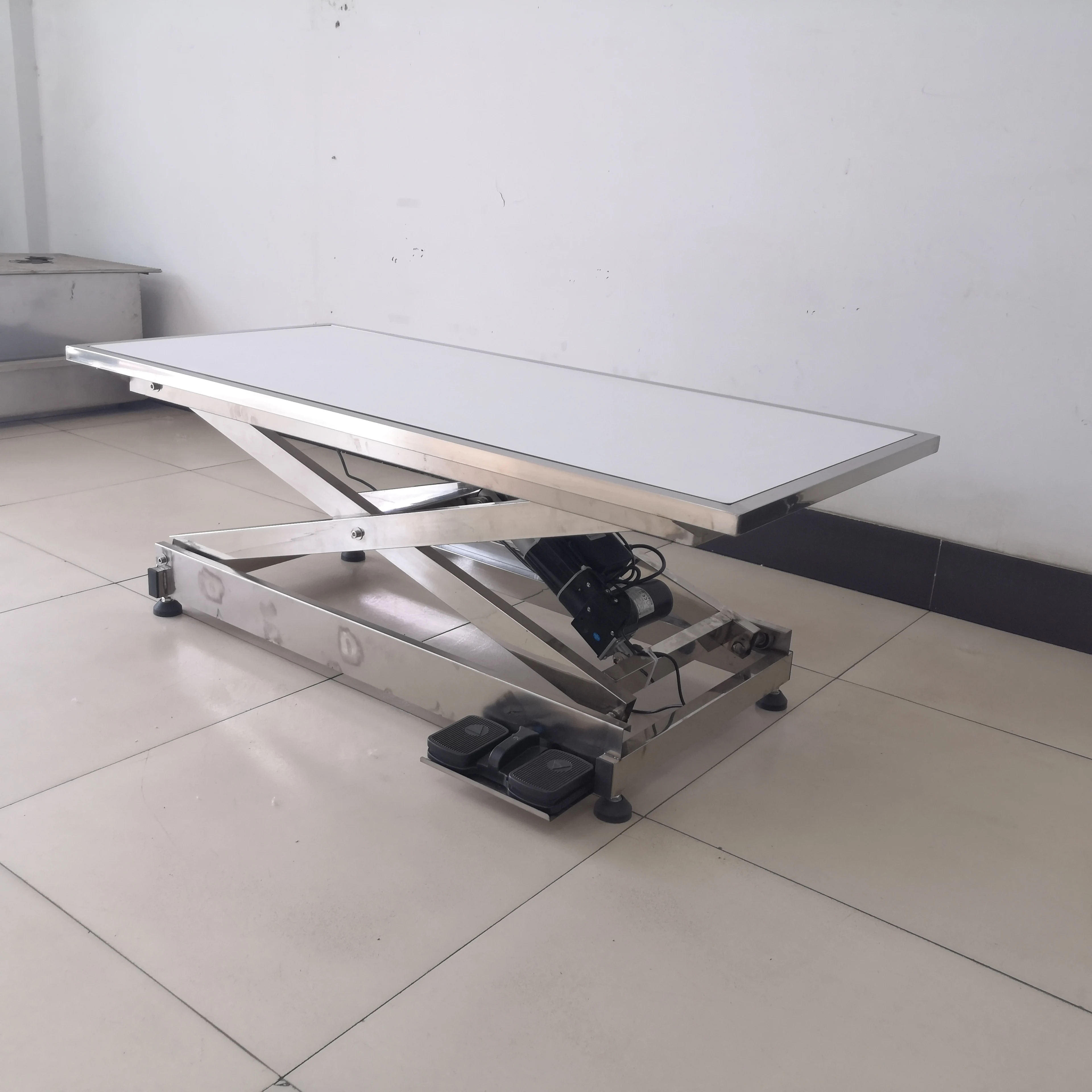 OSCAT Hot Sale Veterinary Laboratory Equipment Small Animals Pet Vet Lifting Surgical Operation Table