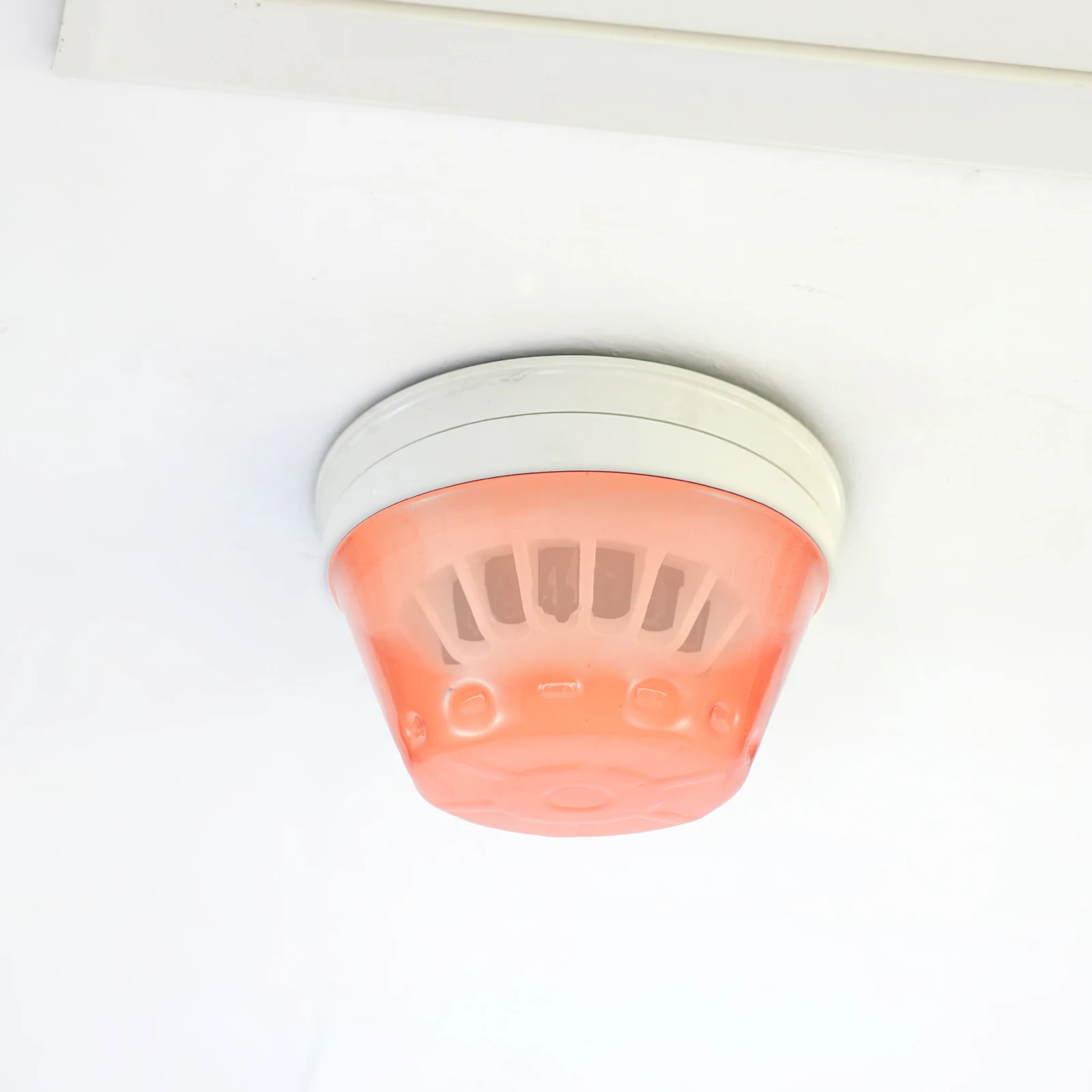 

4pcs Detectors Cover Home Safety Alarm Protective Cap Dust Proof Reusable Accessories Kitchen
