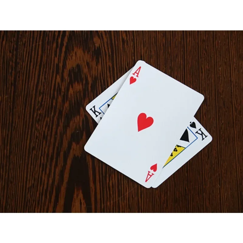 Vitesse de lumière à travers 2.0, tour de magie visuel, deux cartes, pénétration croisée, Illusion, gros plan, Gimmick de magie de rue