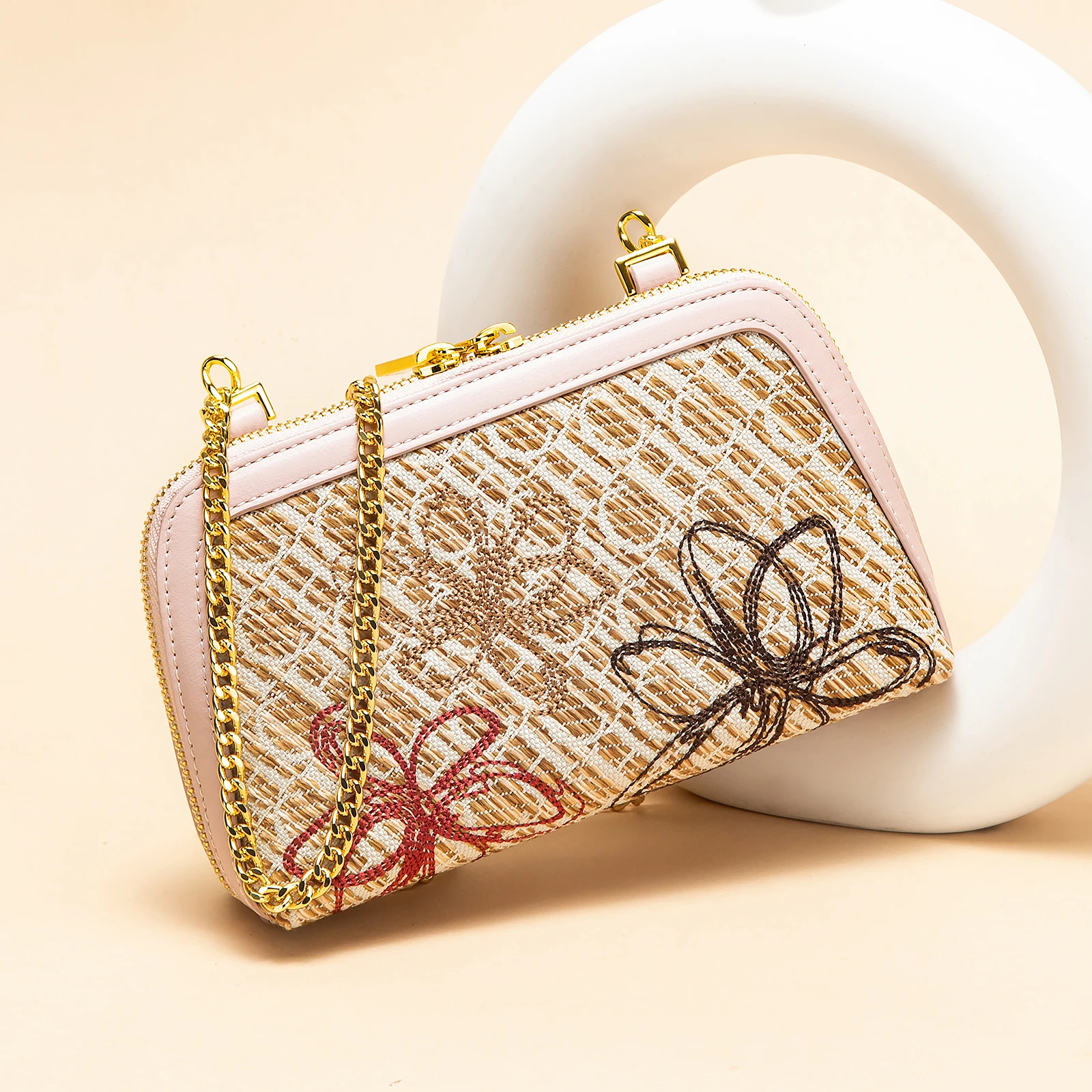 CHCH Ladies Chain Bag 2026 New Mini Shell Bag Ladies Holiday Wallet