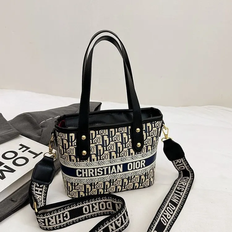 

2025 Trending Mini Tote - Soft Leather Basket Bag, Convertible Shoulder & Crossbody Purse for Women