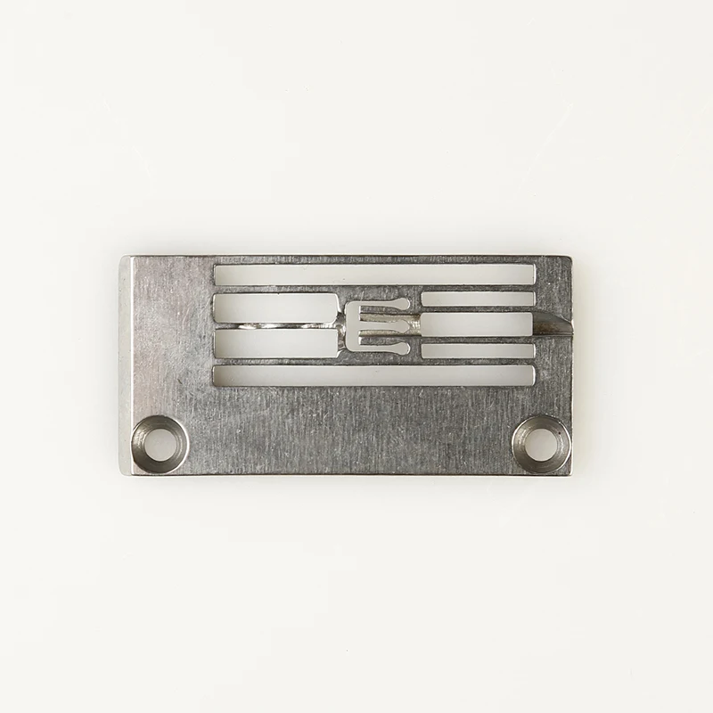 1PCS E2626P W322 CE,U322 CE(3*5.6)L Bone Setting Needle Plate for Siruba C858j-Jd, C007jd Industrial Sewing Accessories