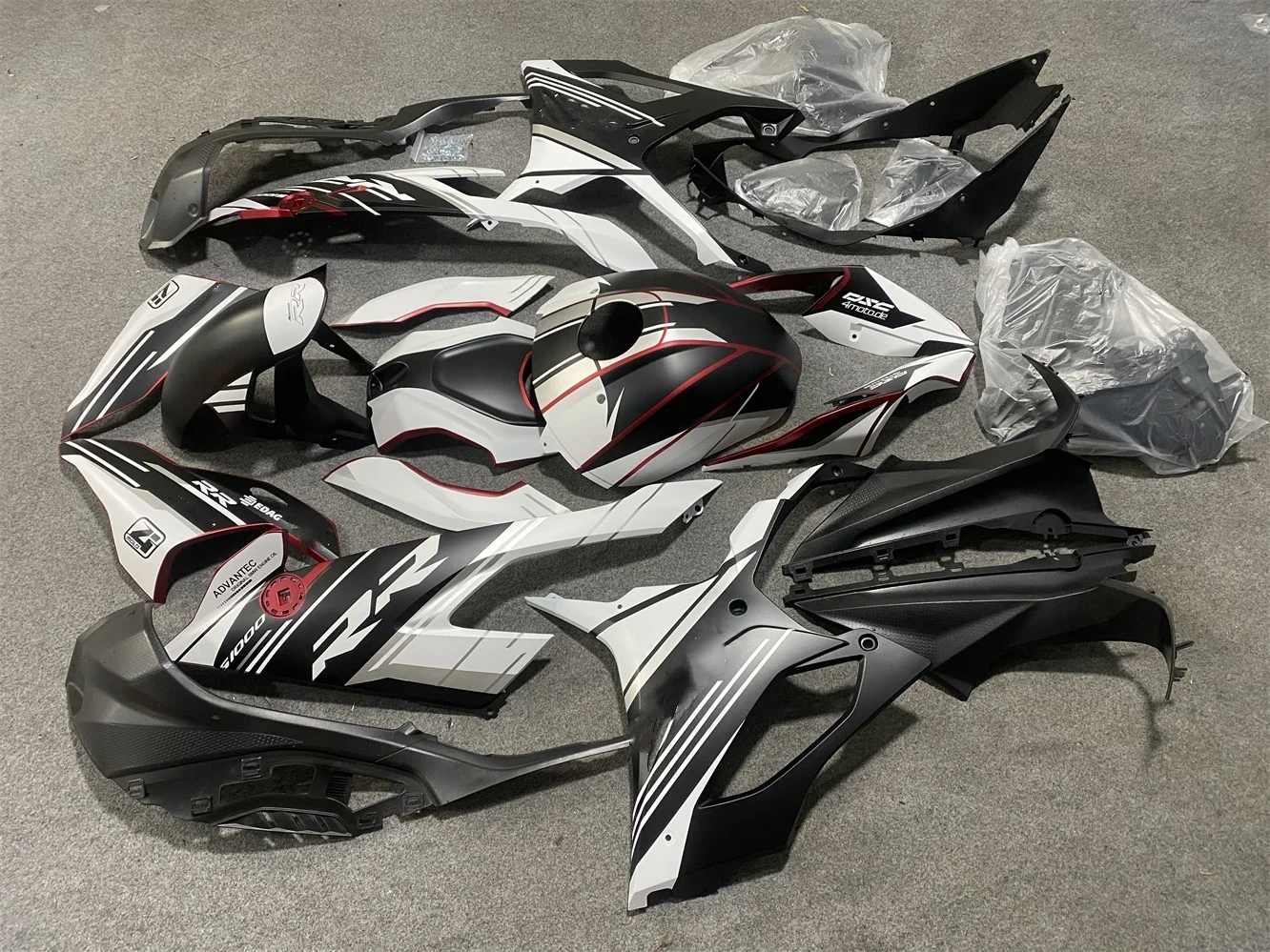 Motorcycle Fairing Kit Suitable for S1000RR 2019 2020 2021 2022 Years S1000 19-22 Fairing Black White Red