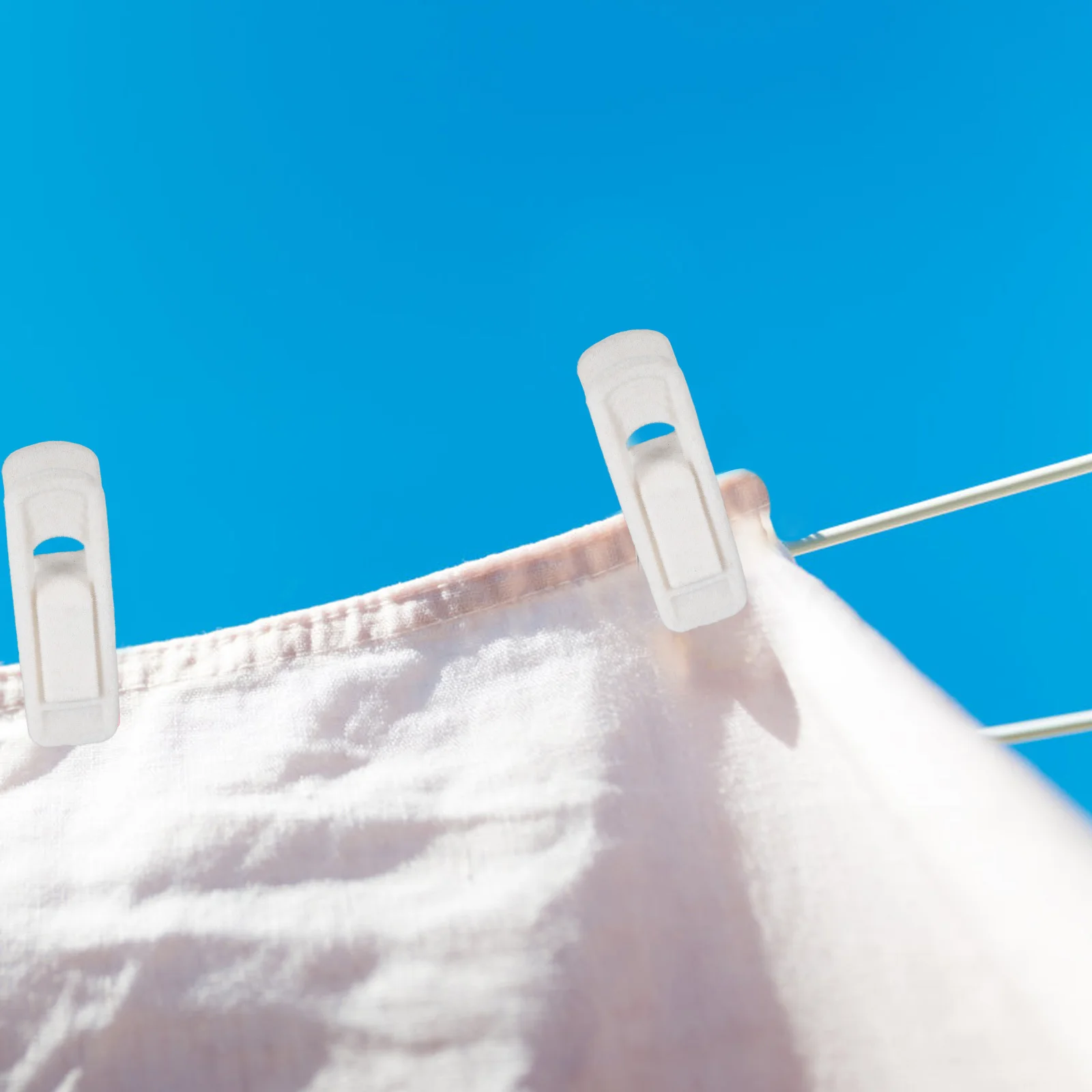 

20Pcs Skirt Hangers Clips Velour Seamless Design Prevent Marks Clothes Clips for Hanging Shirts Shorts Pants Clip for Hangers