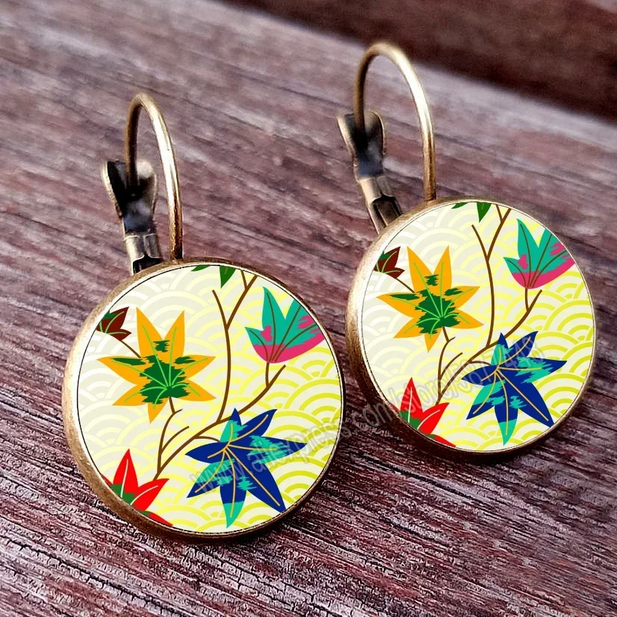 Autumn and Summer Yellow and Green Maple Leaf Earrings Glass Dome Circular Colored Earrings Oil Painting Pendant Female Earring