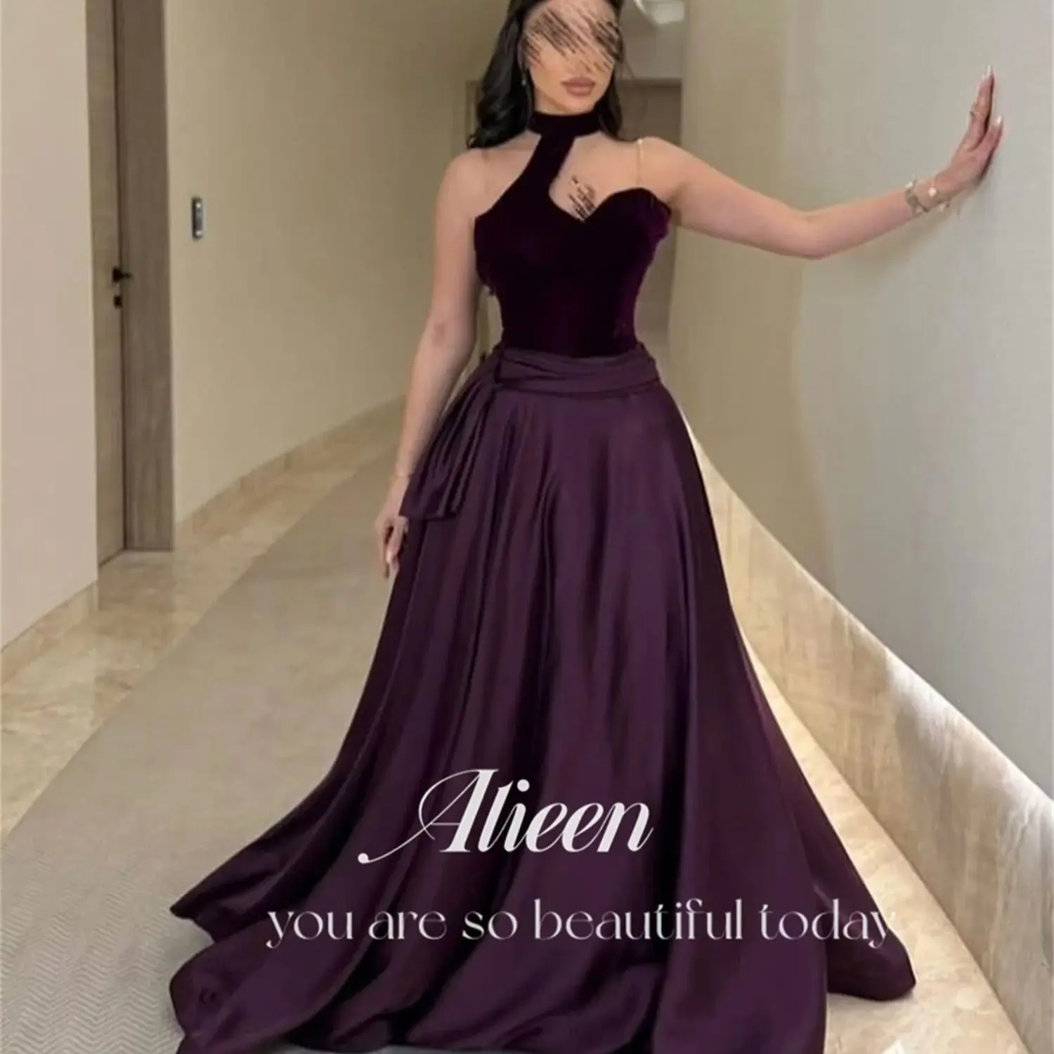 

Aileen Luxurious Women's Evening Dresses for Special Occasions Customized High Quality Luxury Evening Dress With Sleeves Prom