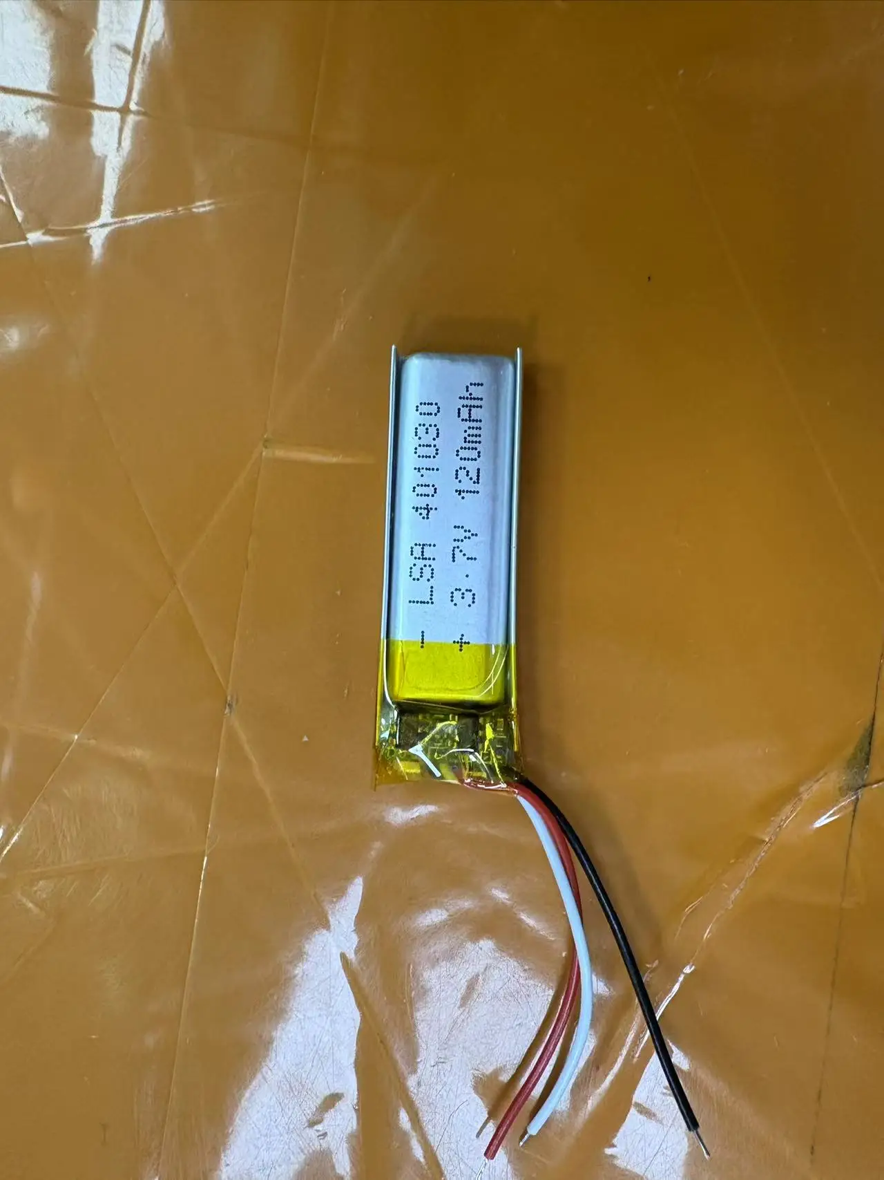 3.7V polymer lithium-ion battery intelligence express video early education machine 401030 mobile 120MAH battery cell