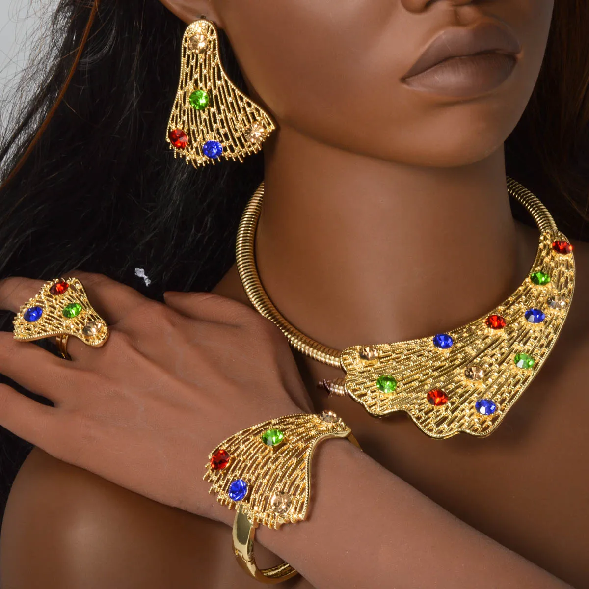 

Dubai Cooper Gold Plated Jewelry Sets Necklace Bracelet Earrings Ring Set for Engagement Wedding Party Jewelry Gift