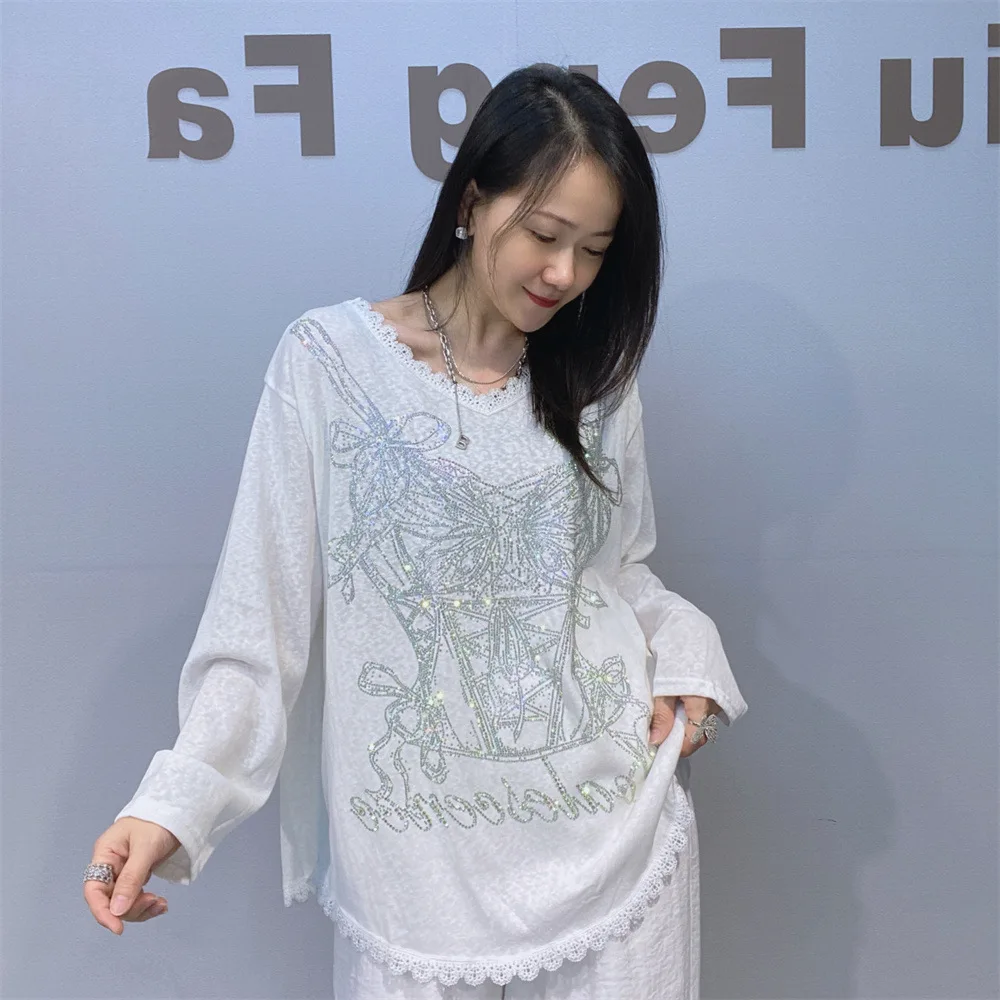2026 New Spring Autumn V-neck Long Sleeve Women T-shirt Shiny Hot Diamonds Oversize Pullover Top All-match Casual Basic Tees