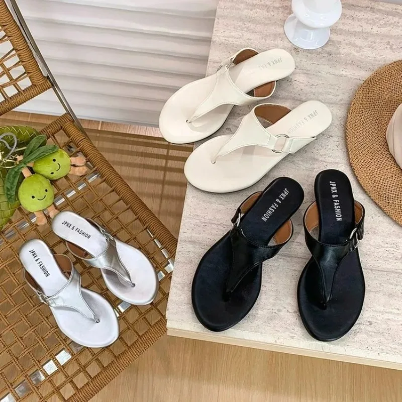 Summer New Round Head Slope Heel Comfortable Casual Slippers Fashionable and Sexy Pinch Toe Hot Selling Slippers for Women