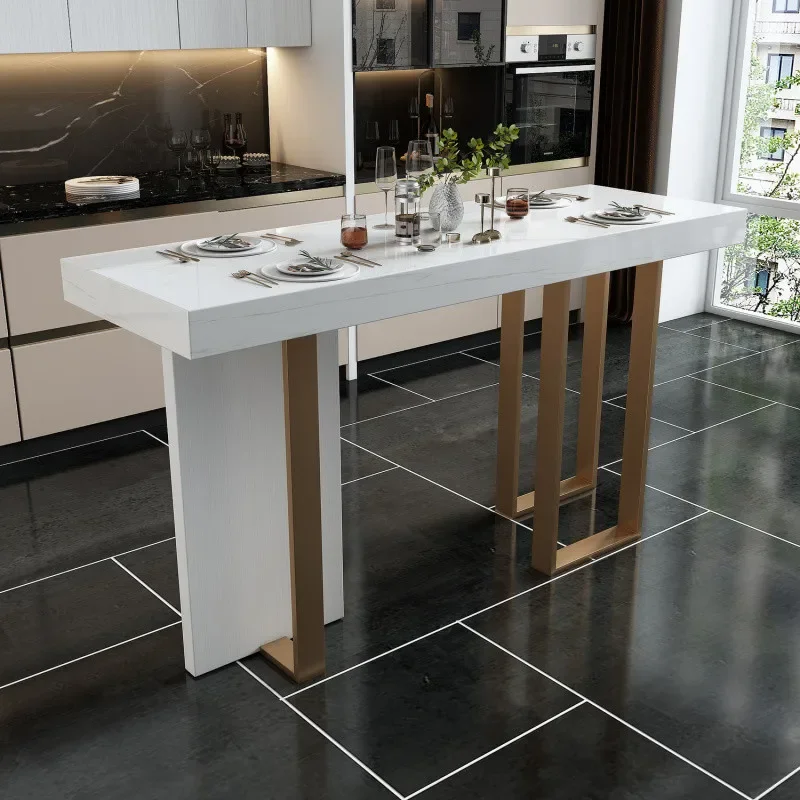 Leichter, luxuriöser Marmor-Stehtisch. Neue Trennwand, rechteckig, einfache Eingangsbar eins