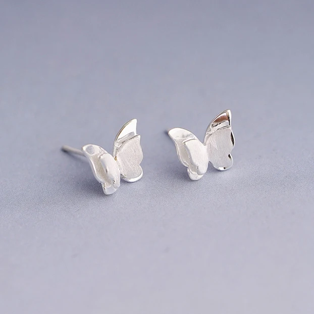 Silver Color Cute Tiny Butterfly Stud Earrings for Women Exquisite Fashion Jewelry Sweet Romantic Daily Accessories