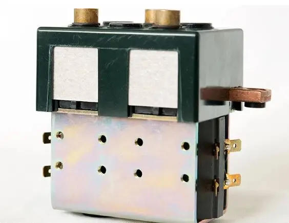 Applicable to accessory parts ForkliftSingle Pole Albright   Magnetic Contactor Electromagnetic Contactor  182B-537T