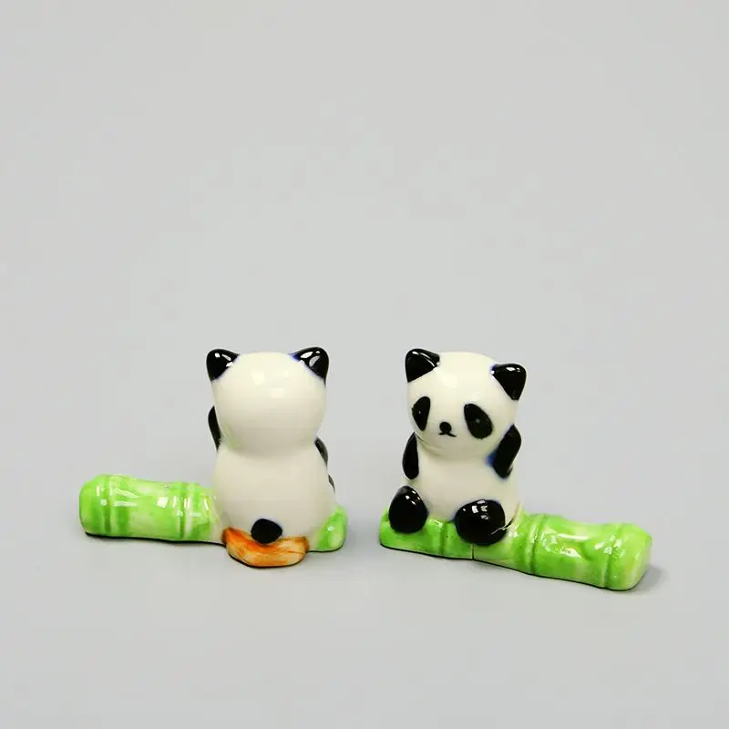 

Creative Ceramic Chopstick Holder And Holder For Red Pandas