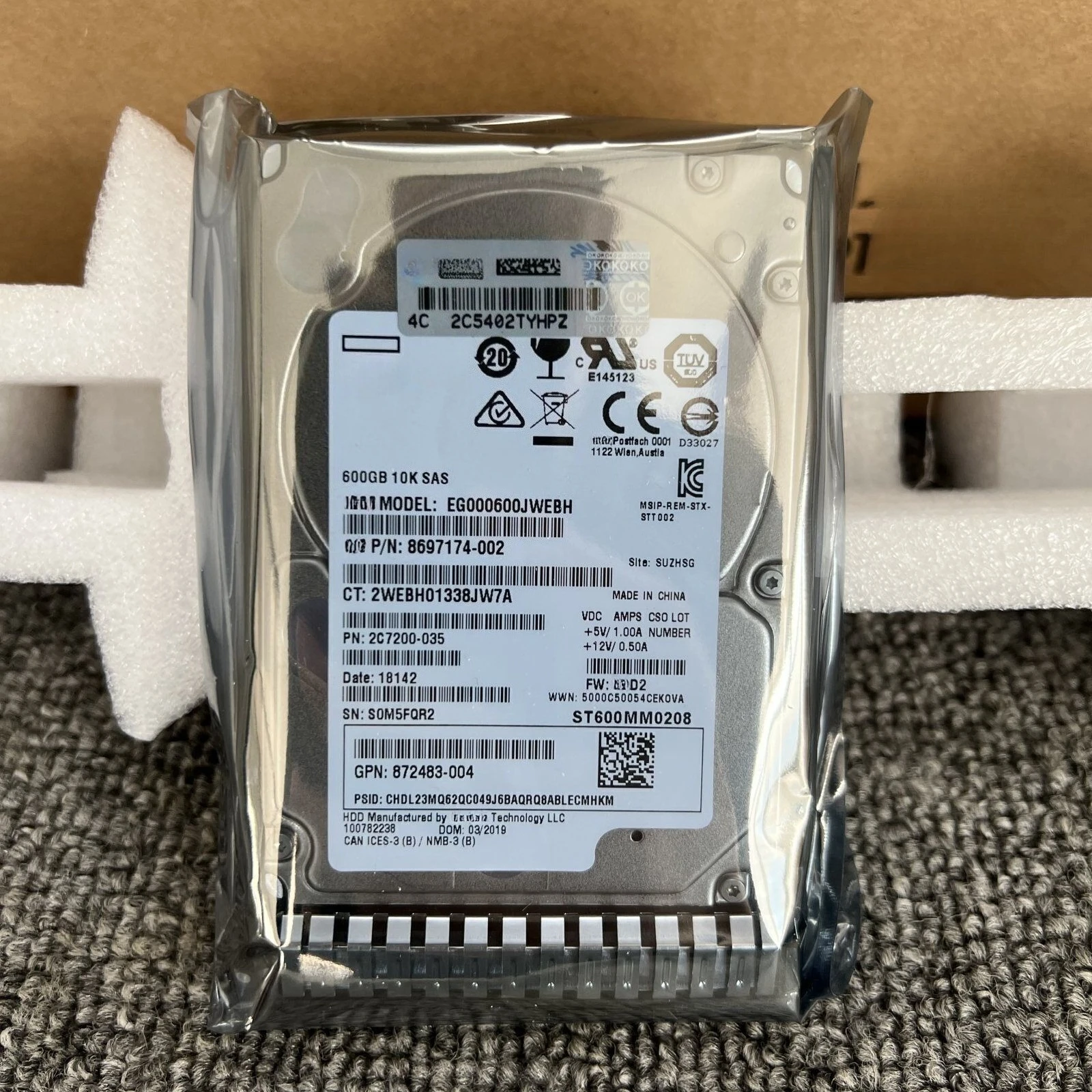 nouveau-872477-b21-pour-disque-dur-sas-12g-10k-ent-25-sff-sc-ds-de-serveur-600-go-872736-001