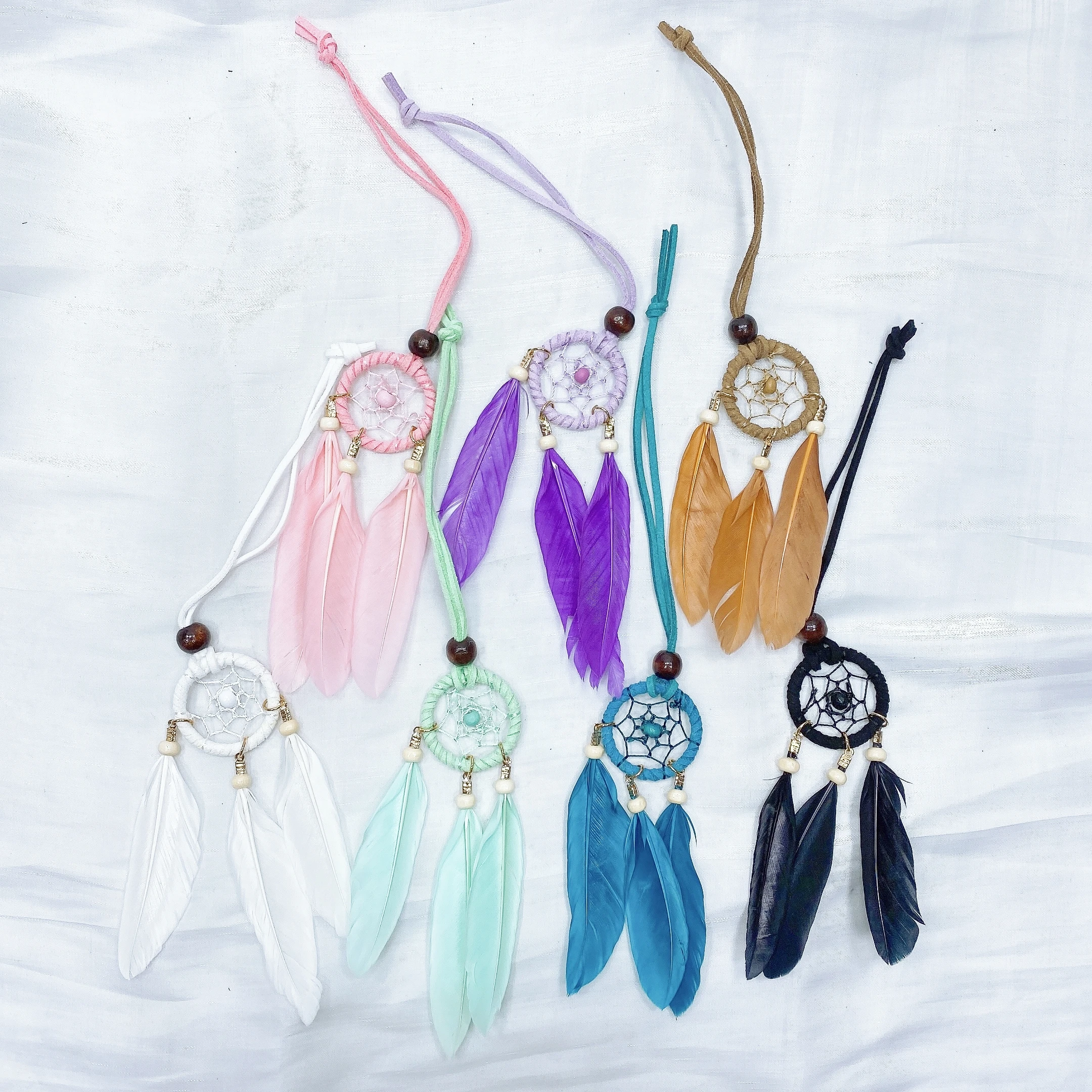 

Mini Colorful Dream Catcher Feather Mirror Pendant Handmade Craft Bedroom Home Wall Hanging Car Decoration Souvenir Gift