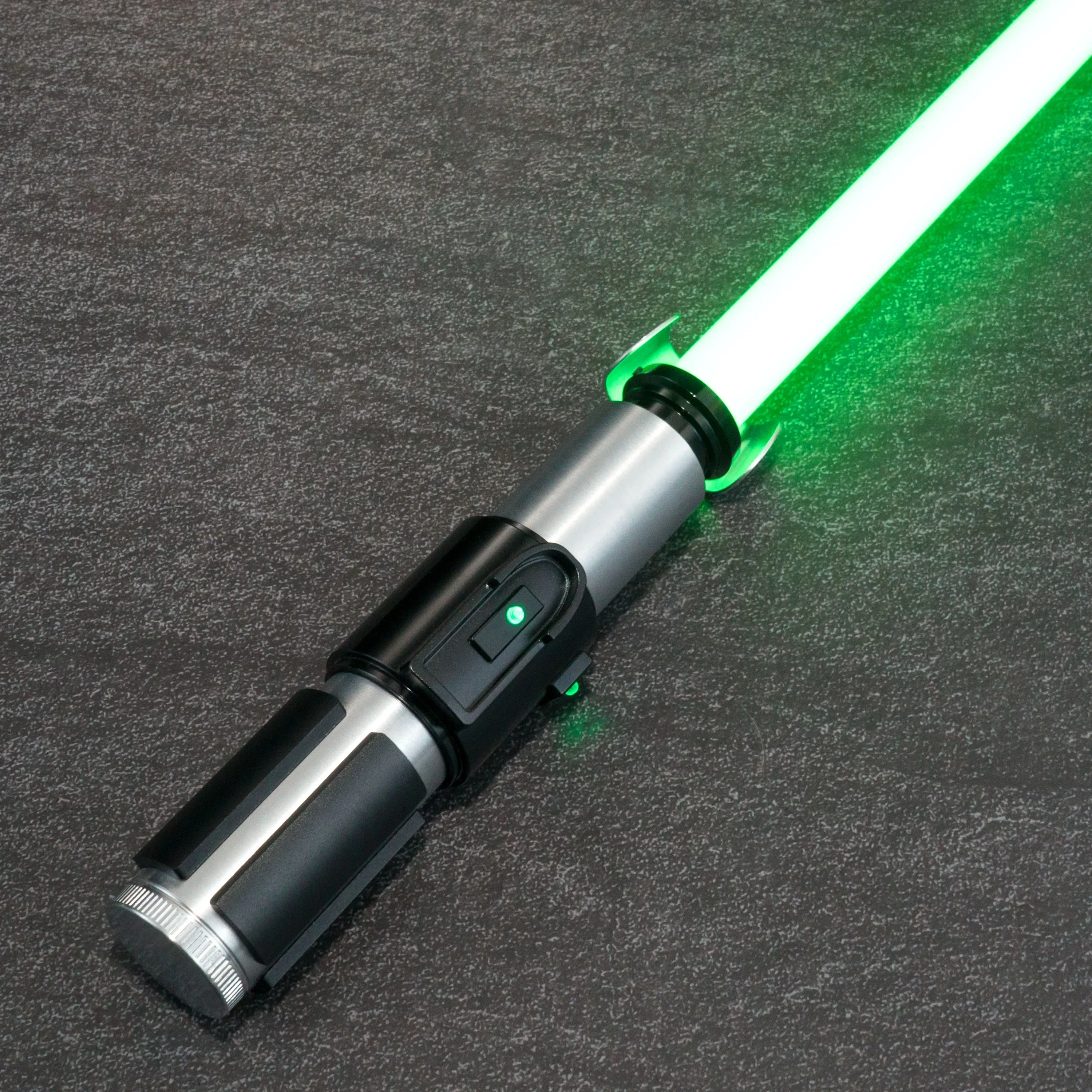 89saber Grand Master Yoda Proffie V3.9 board Neopixel Lightsaber  3/4 Inch Pixel Blade Metal Handle Cosplay Toys