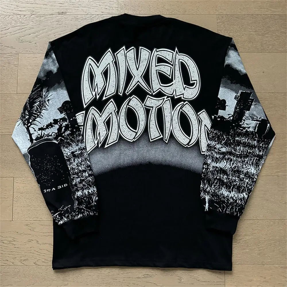 เสื้อยืดแขนยาวลาย MIXED EMOTION สำหรับผู้ชายและผู้หญิง สไตล์ไฮสตรีท พิมพ์ลายเต็มตัว ผ้าฝ้าย 100% คอกลม ฮิปฮอป ทรงโอเวอร์ไซส์