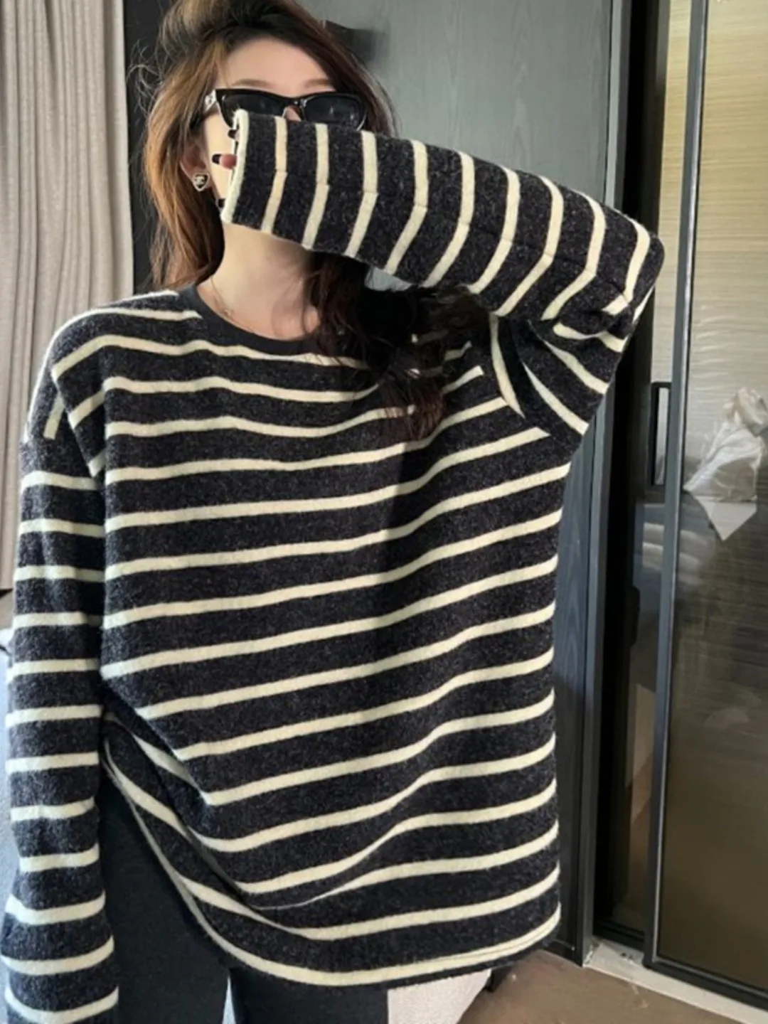 

Soft Long Sve round Ne Over-sized Striped T-irt for Women Casual Comfortable Loose Fit Autumn Top Faionable Lazy Sle