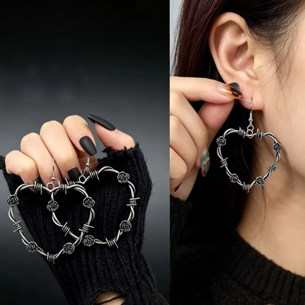 Gothic Thorn Rose Heart Dangle Earrings Punk Barbed Wire Black Metal Heart Drop Earrings Women Party Jewelry Accessories