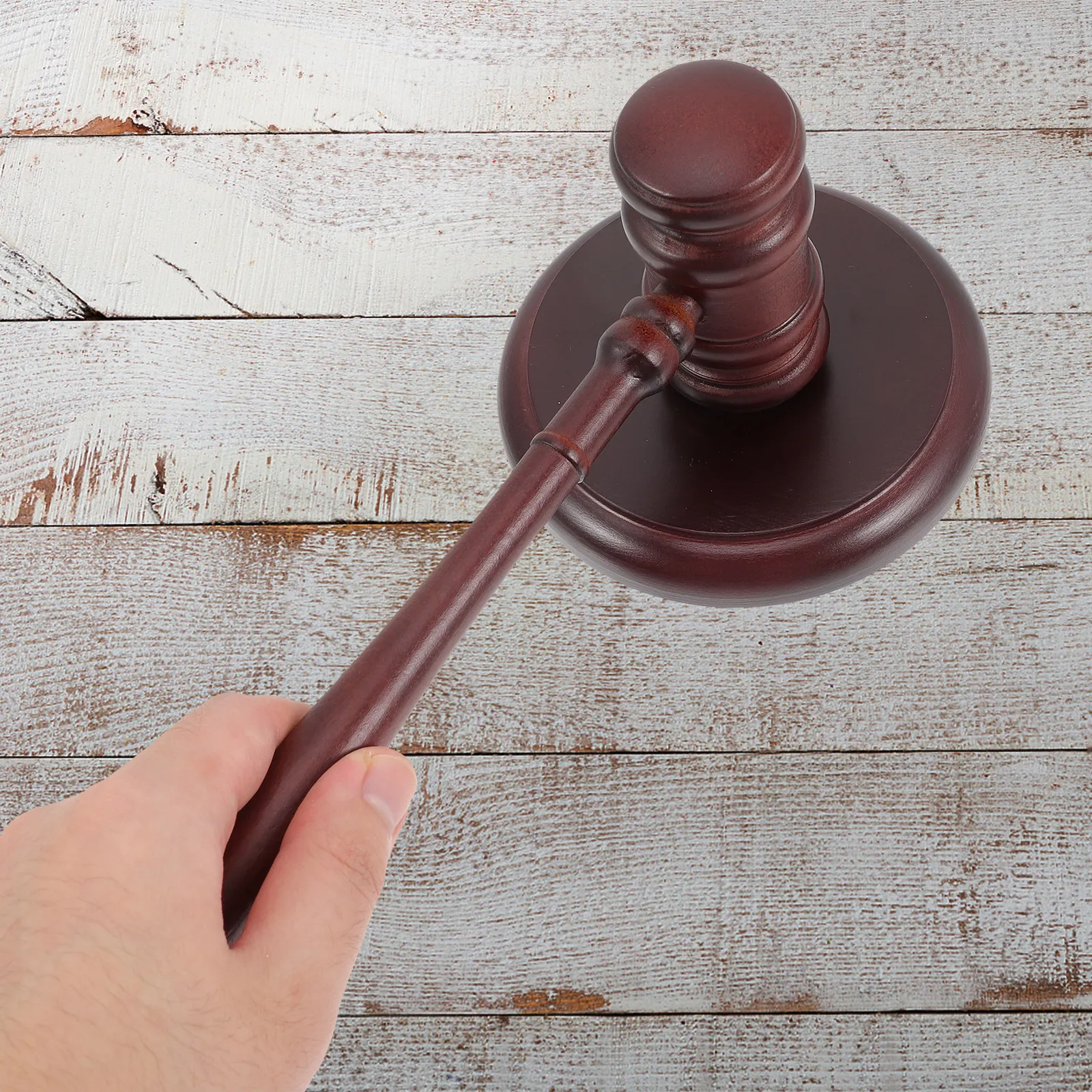 1個入り-木製の木槌。裁判官、オークショニア、弁護士、裁判所職員、委員長、クラブリーダー、入札担当者などに。音が大きく、はっきりと聞こえる。