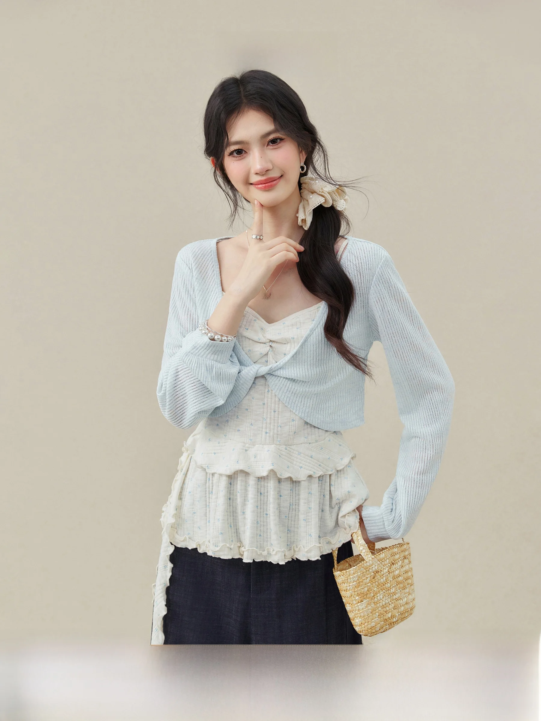 

Комплект из приталенной футболки с длинным рукавом цвета «Цин Блю» и брюк: красивый летний наряд для полных женщин, повседневный стиль, корейский бренд Qiu Yang Xi