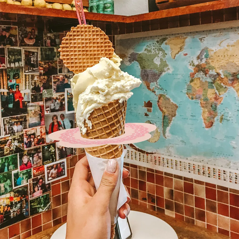 

200 Pcs Anti-drip Paper Holder Popsicles Holders Decorate Catcher for Kids Ice- Children Decorative