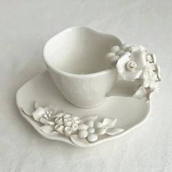 Ceramic 3D Flower Tea Cup Delicate Hand-kneaded Floral Ceramic Coffee Cup Saucer Set Irregular Flower Teacup Snack Plate