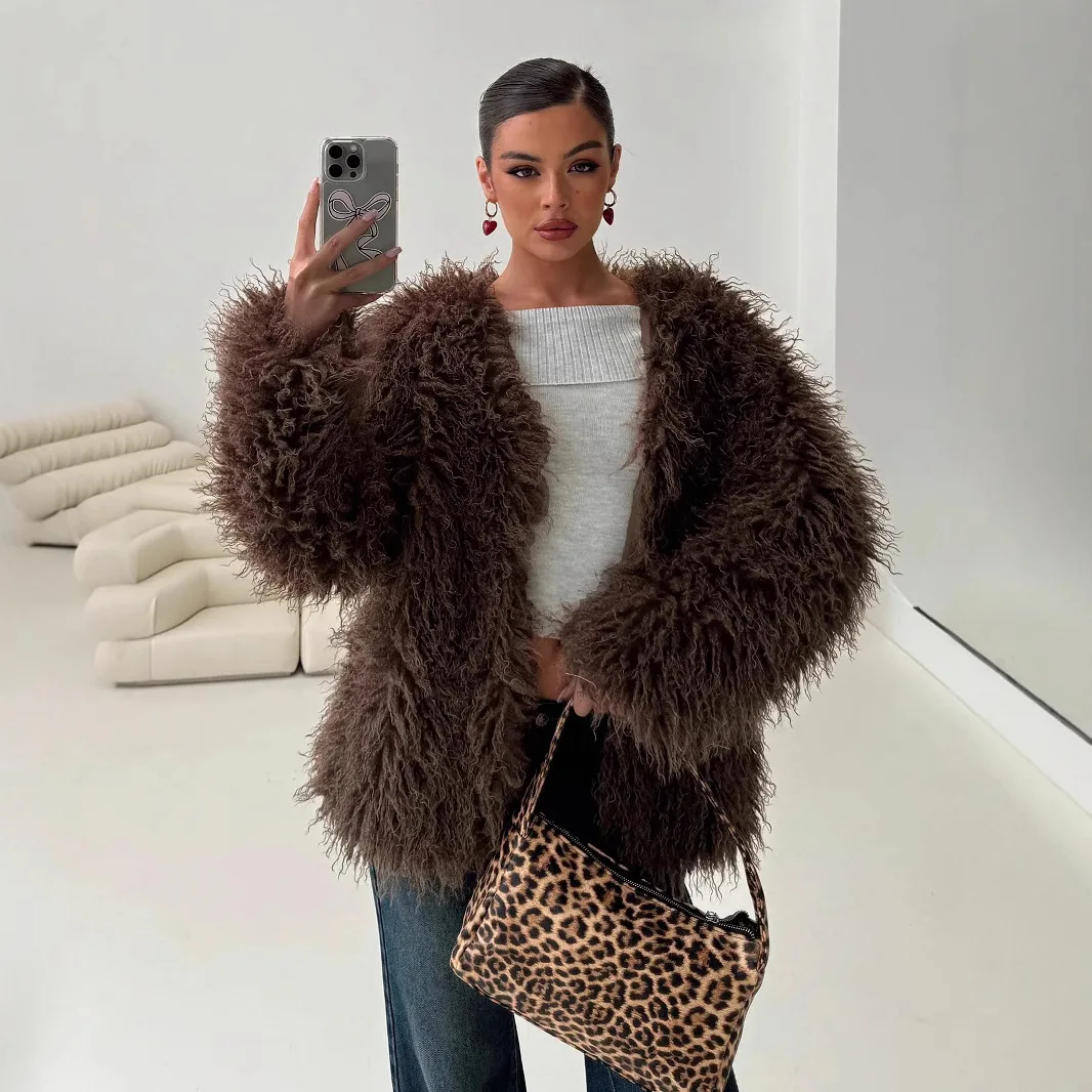 

2025 Winter Women Curly Hair Jacket Vinatge Brown Round Neck Oversized Female Eco Fur Coat Minimalist Commuting Lady Fur Outwear