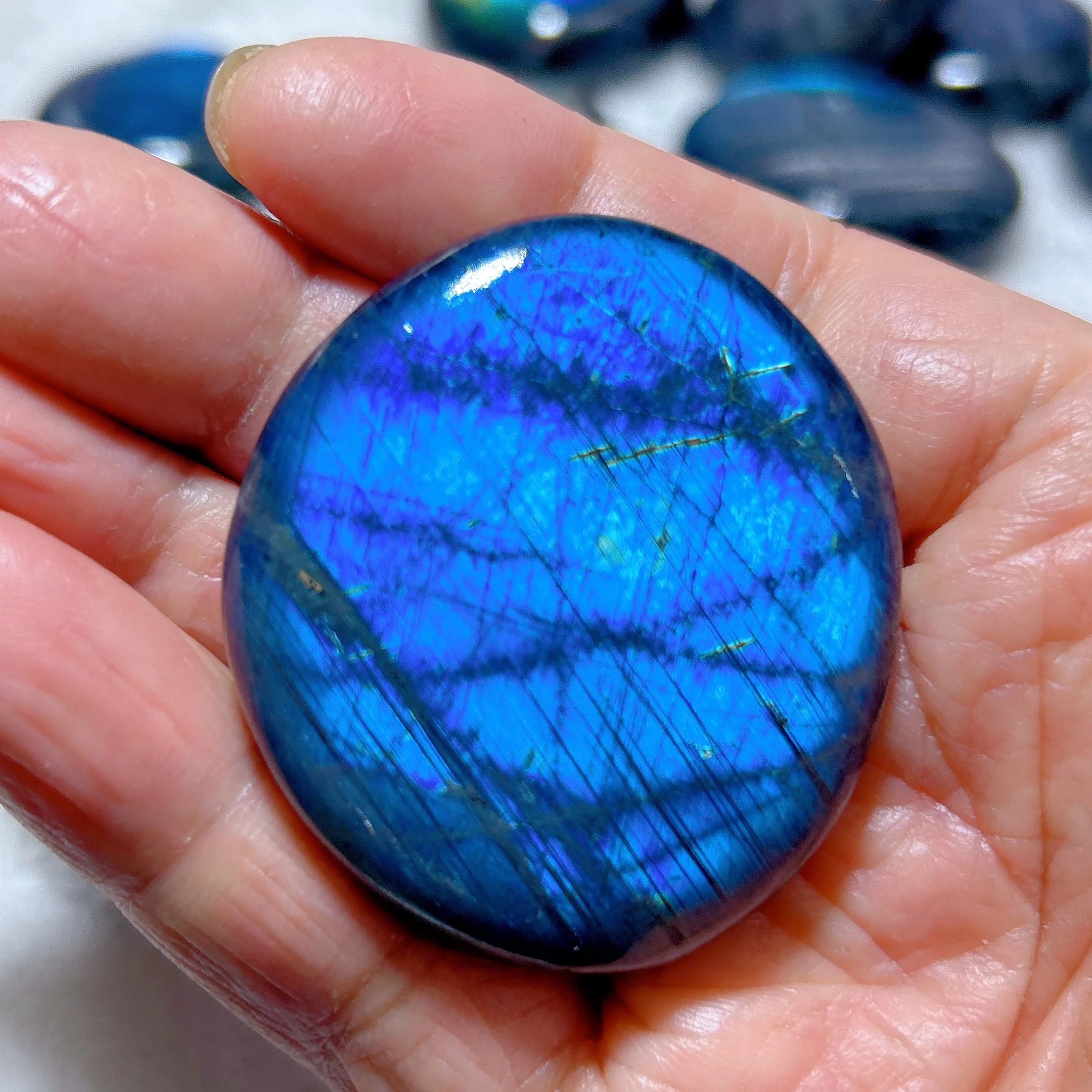 Healing Natural Crystals Flashy Blue Labradorite Palm Gemstones High Quality Mineral Energy Stone Reiki Home Decorations Gift