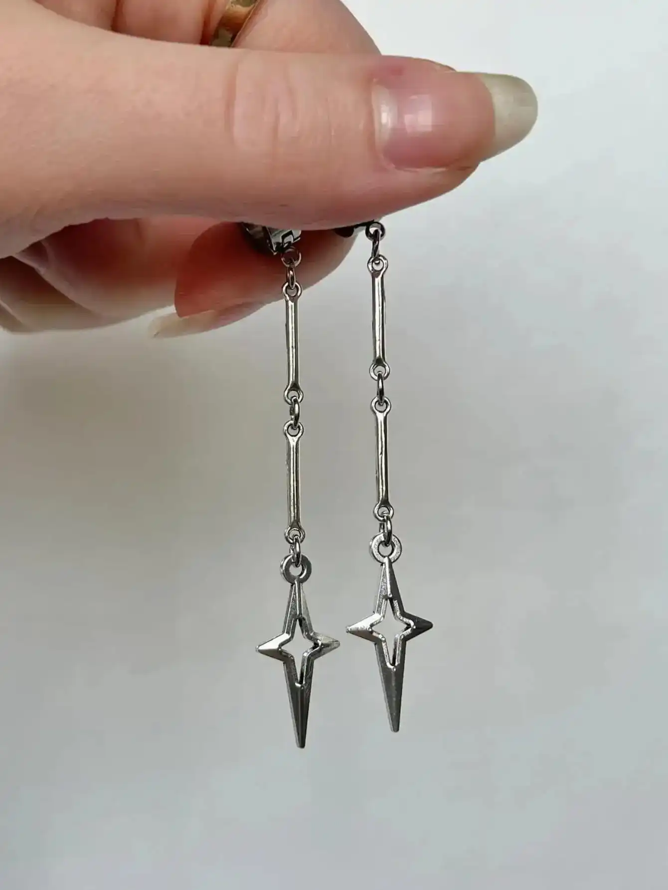 Thumbnail 3 - #18 Latest Drop Earrings Offers