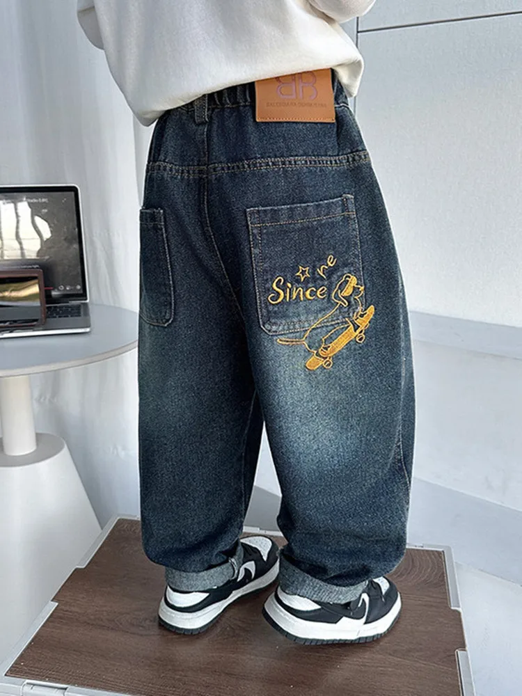 

Новые весенне-осенние джинсы для маленьких мальчиков, повседневные детские джинсы с вышивкой, джинсовые брюки для мальчиков, детские брюки с эластичной резинкой на талии для мальчиков, От 2 до 11 лет