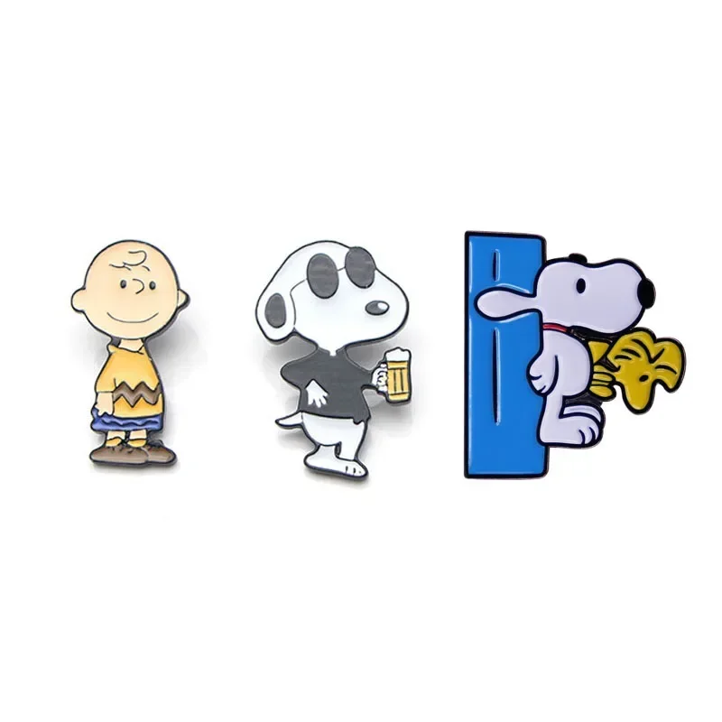 Snoopy Brooches Badges Anime Enamel Pins Lapel Badges Cartoon Creative Couple Pin Brooch Metal Jewelry Decoration Halloween Gift